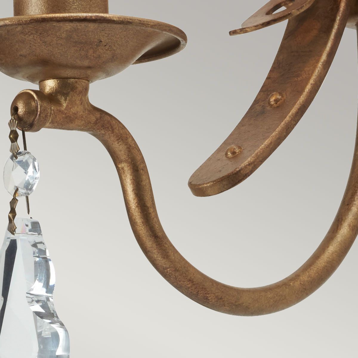 Elegant Windsor Gold Patina Wall Light