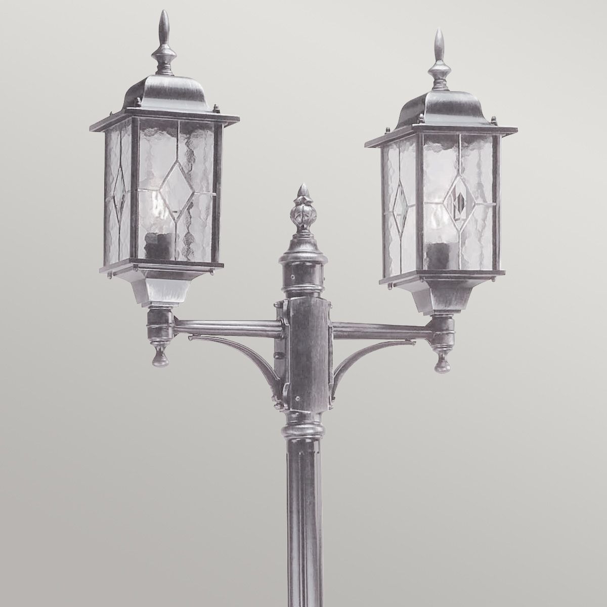 Elegant Wexford Antique-Style Lamp Post