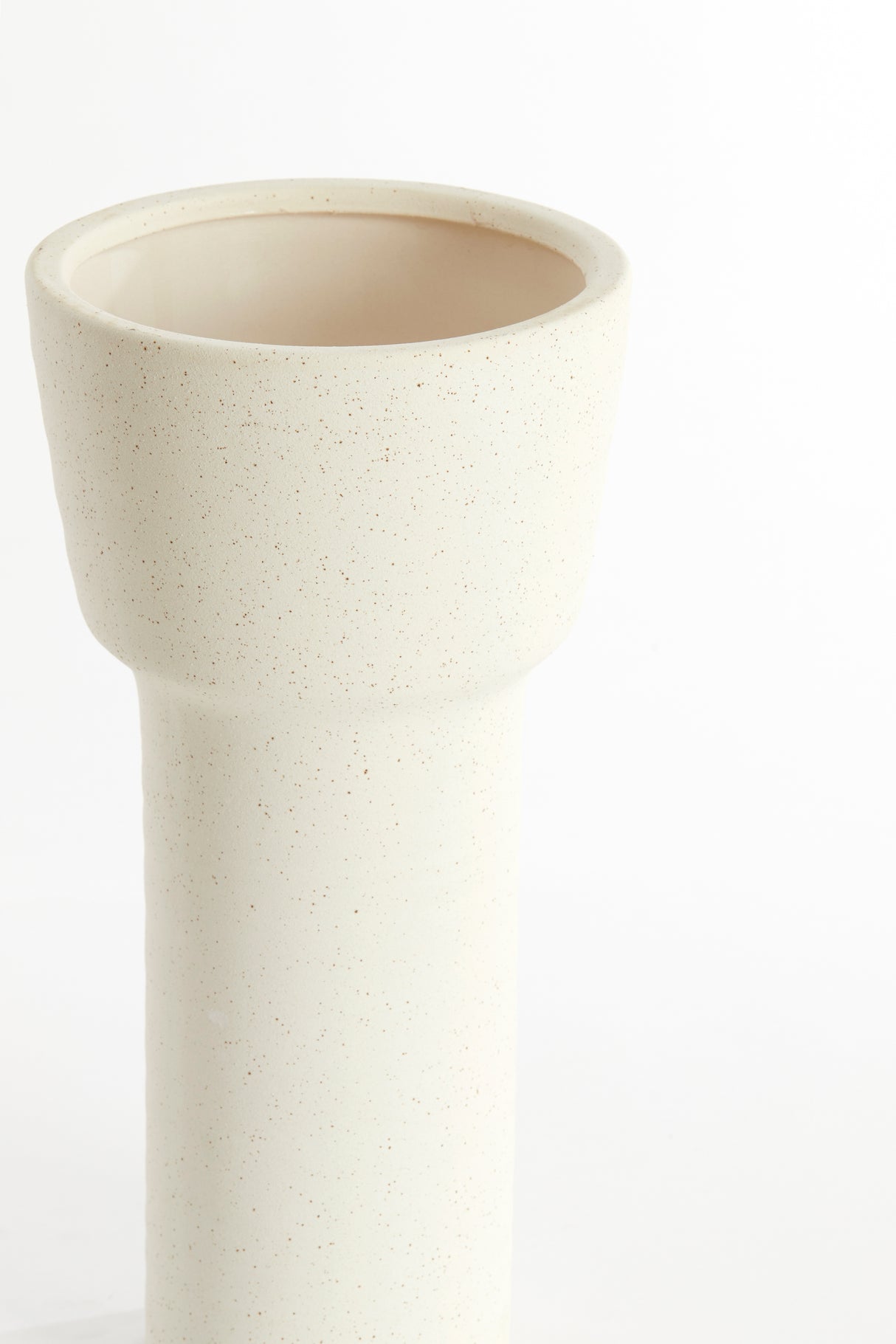 Refined Ceramic Vase in Matte Cream Finish - 22x46 cm