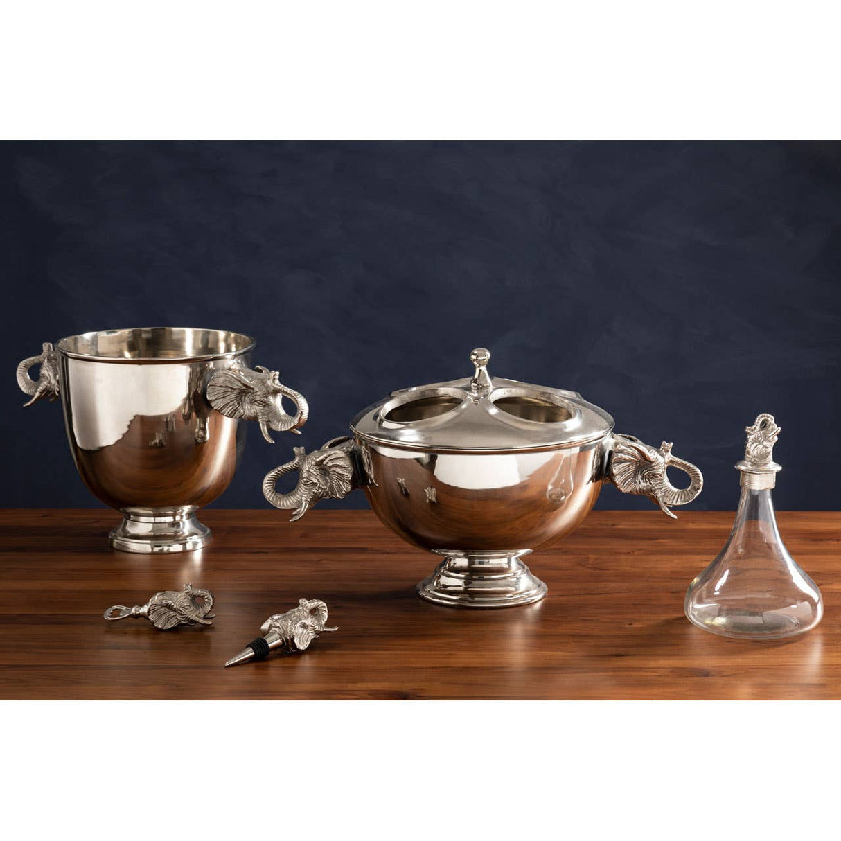 4 Bottles Elephant Wine Cooler With Lid