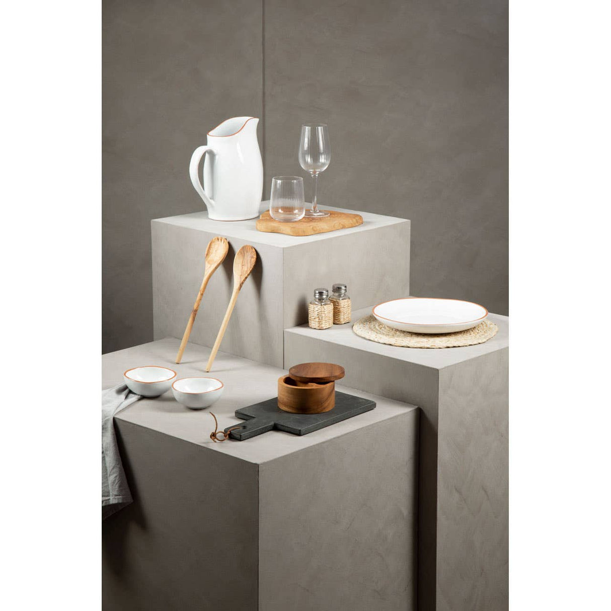 White Glazed Terracotta Calisto Dinner Plate