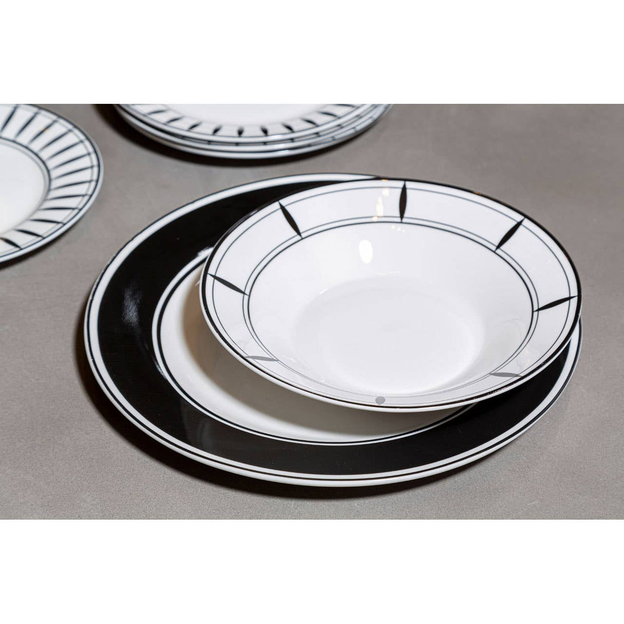 Avie 12 Pc Solar Dinner Set