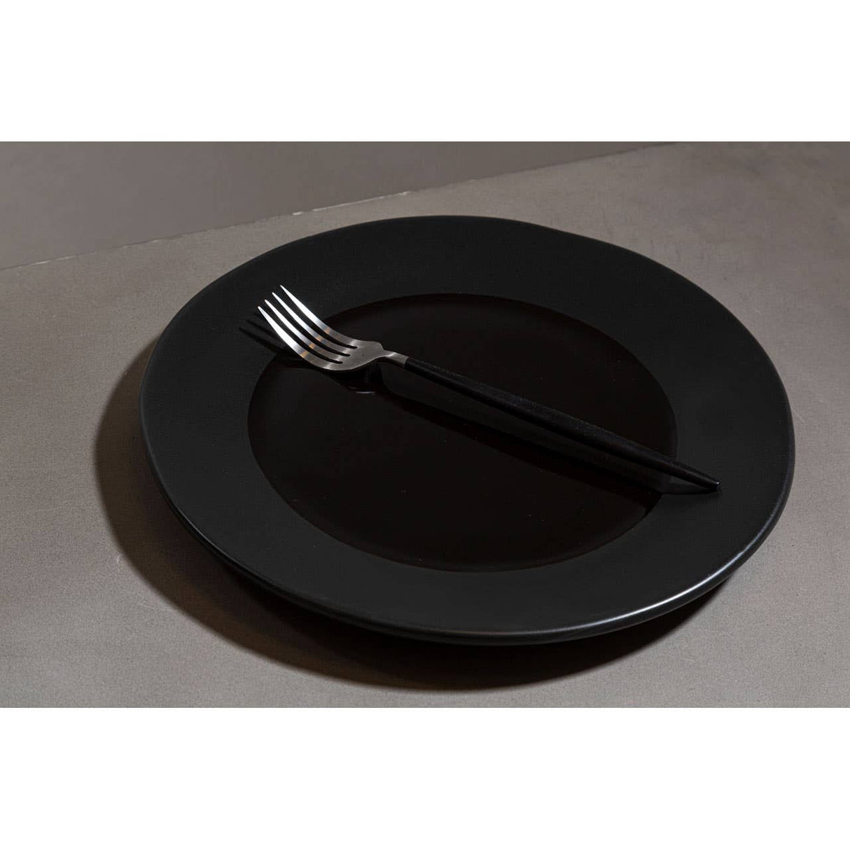 Hygge Black Dinner Plate