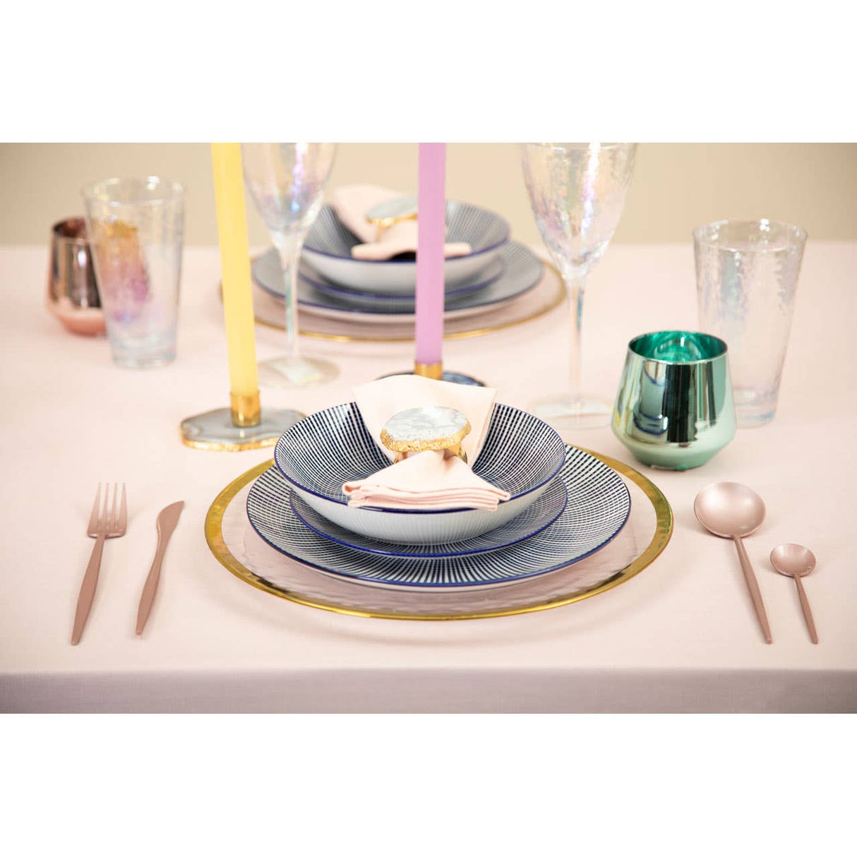 Avie 16 Pc Matte Pink Finish Cutlery Set