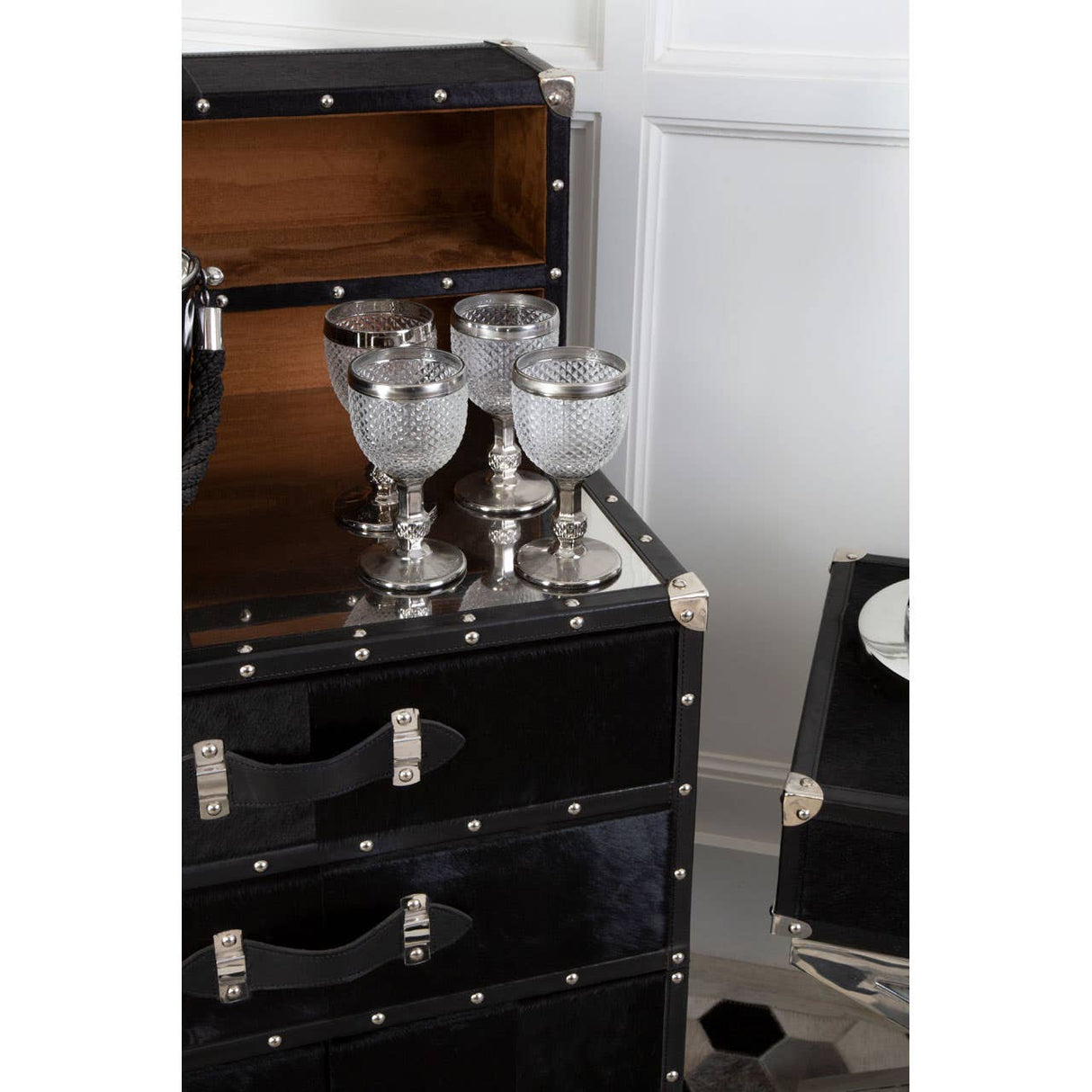 Clear/Diamond Finish Wine Glass