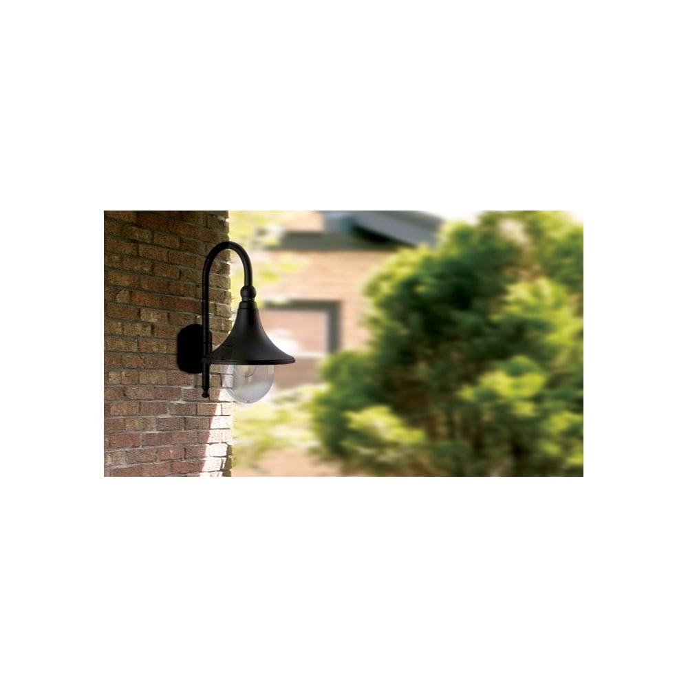 Classic Black Outdoor Lantern Wall Light