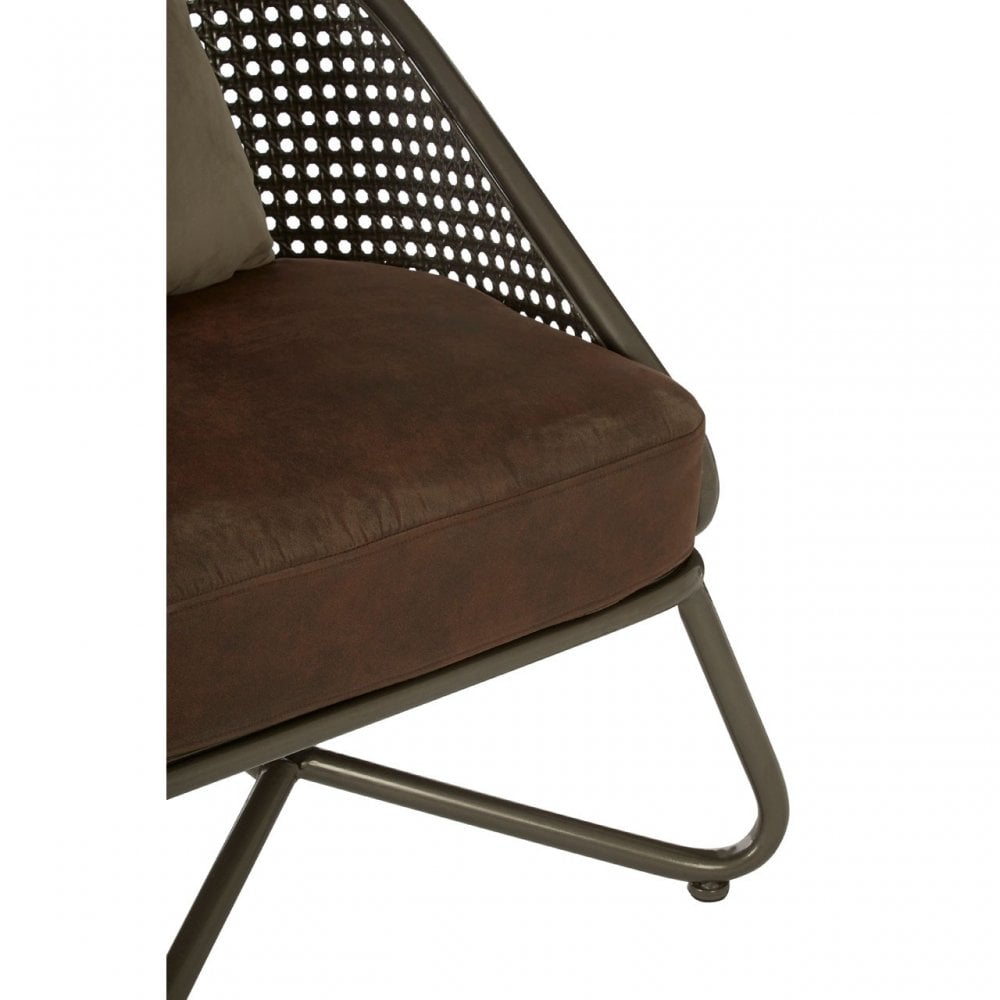 Ranch Foundry Style Chair with Curved Legs, Iron, Sponge, Brown