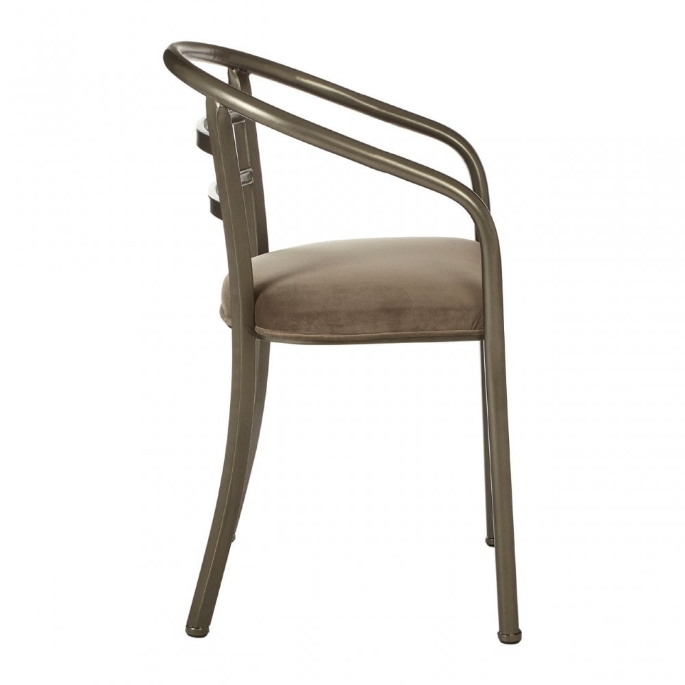 Ranch Foundry Style Armchair with Curved Backrest, Iron, Sponge, Brown