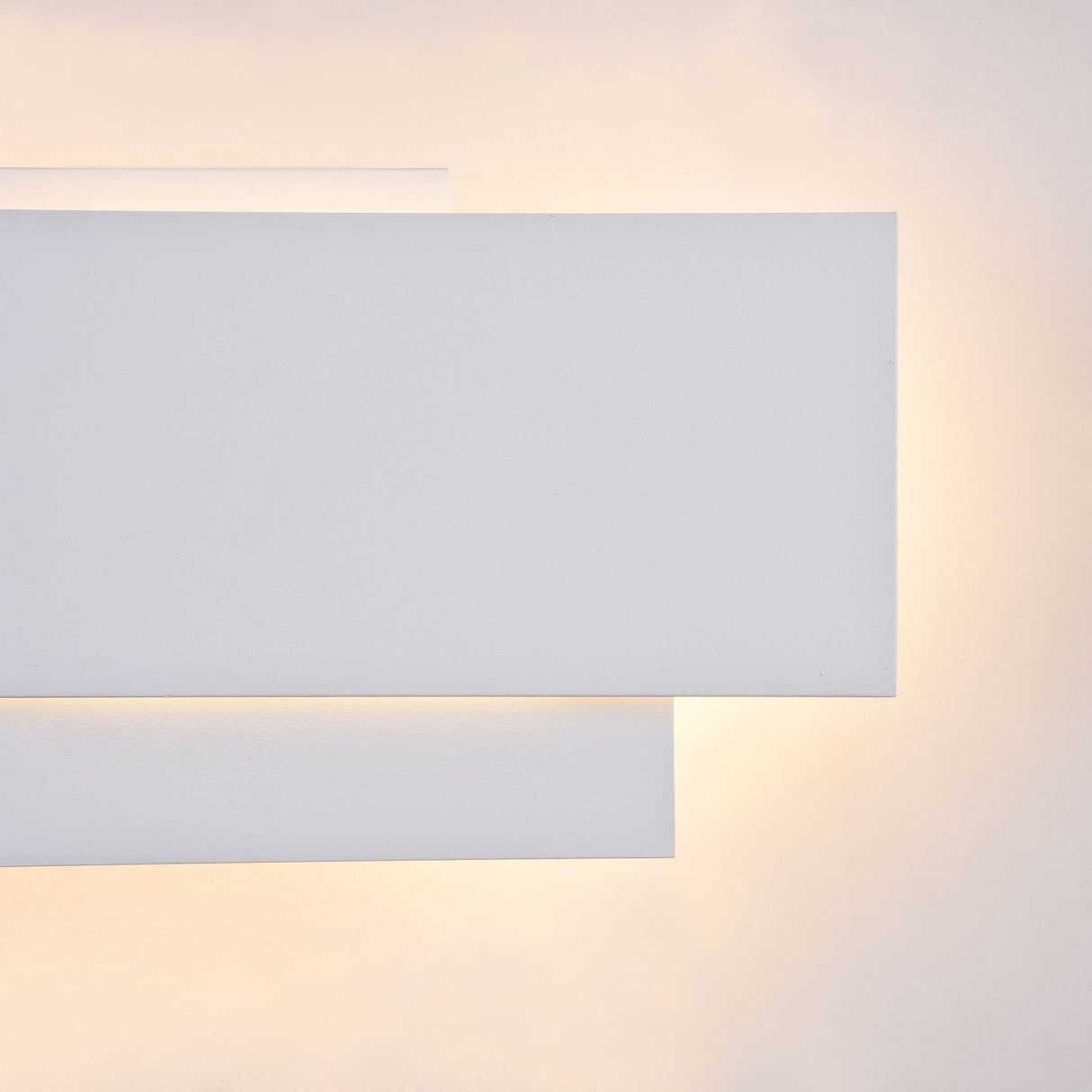 Contemporary White Metal Wall Light 12W