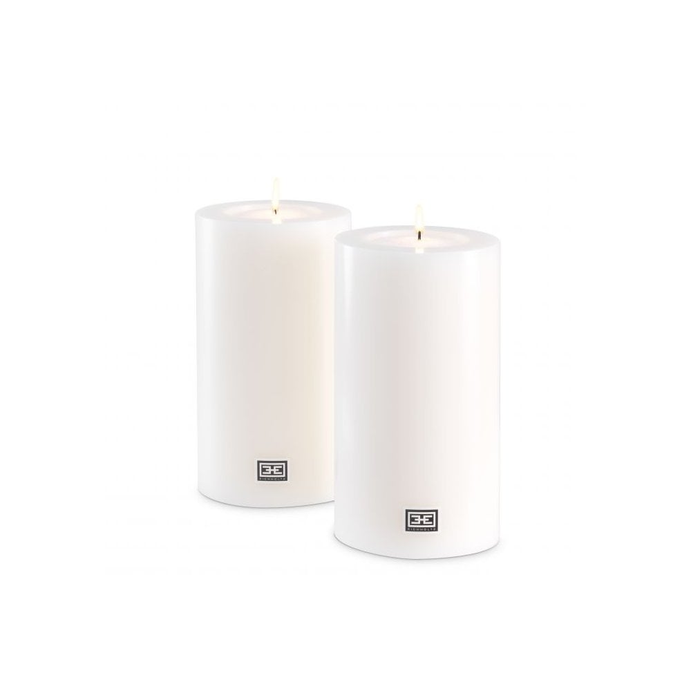 Set of 2 Realistic White Flameless Pillar Candles ø 10 x H. 18 cm