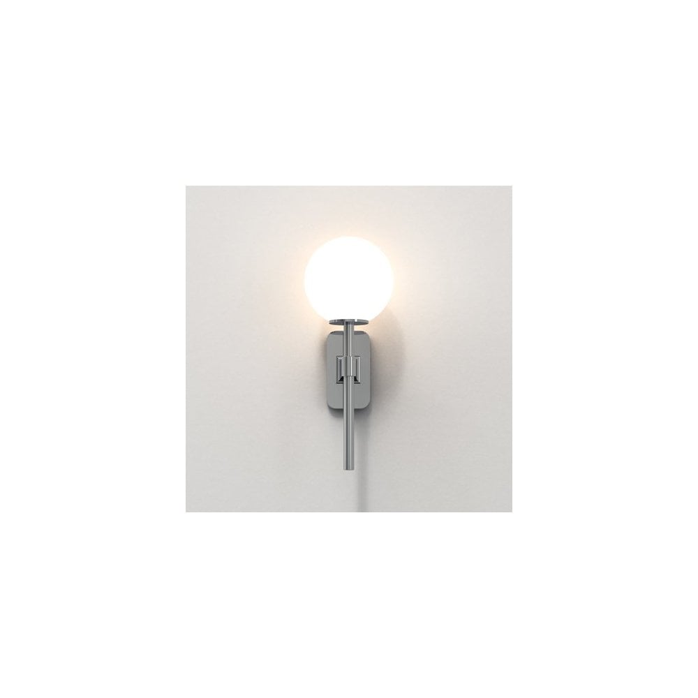 Tacoma Chrome Wall Light Fixture - Vertical Mount