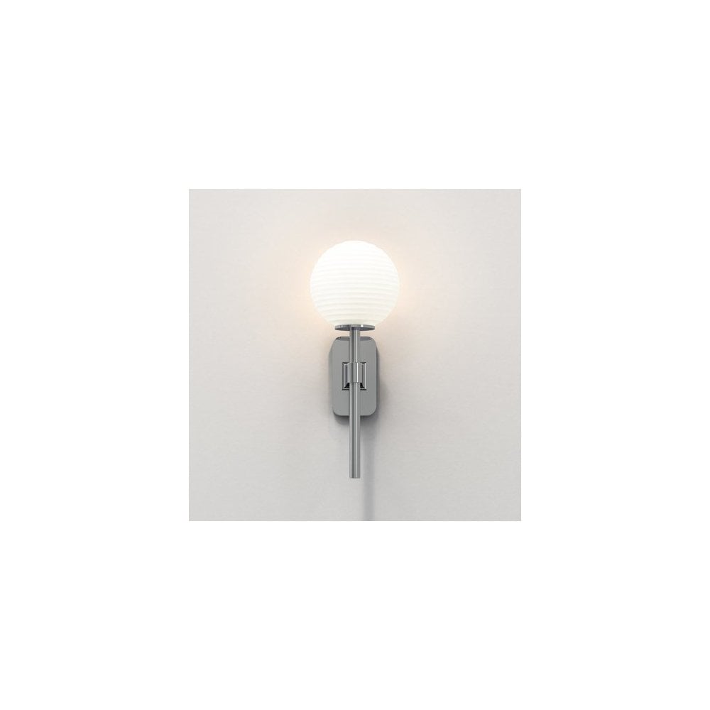 Tacoma Chrome Wall Light Fixture - Vertical Mount