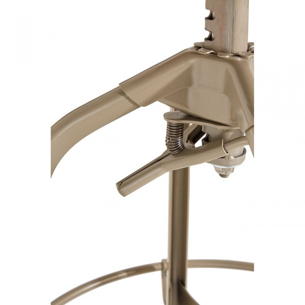 Gator Champagne Finish Adjustable Stool, Champagne