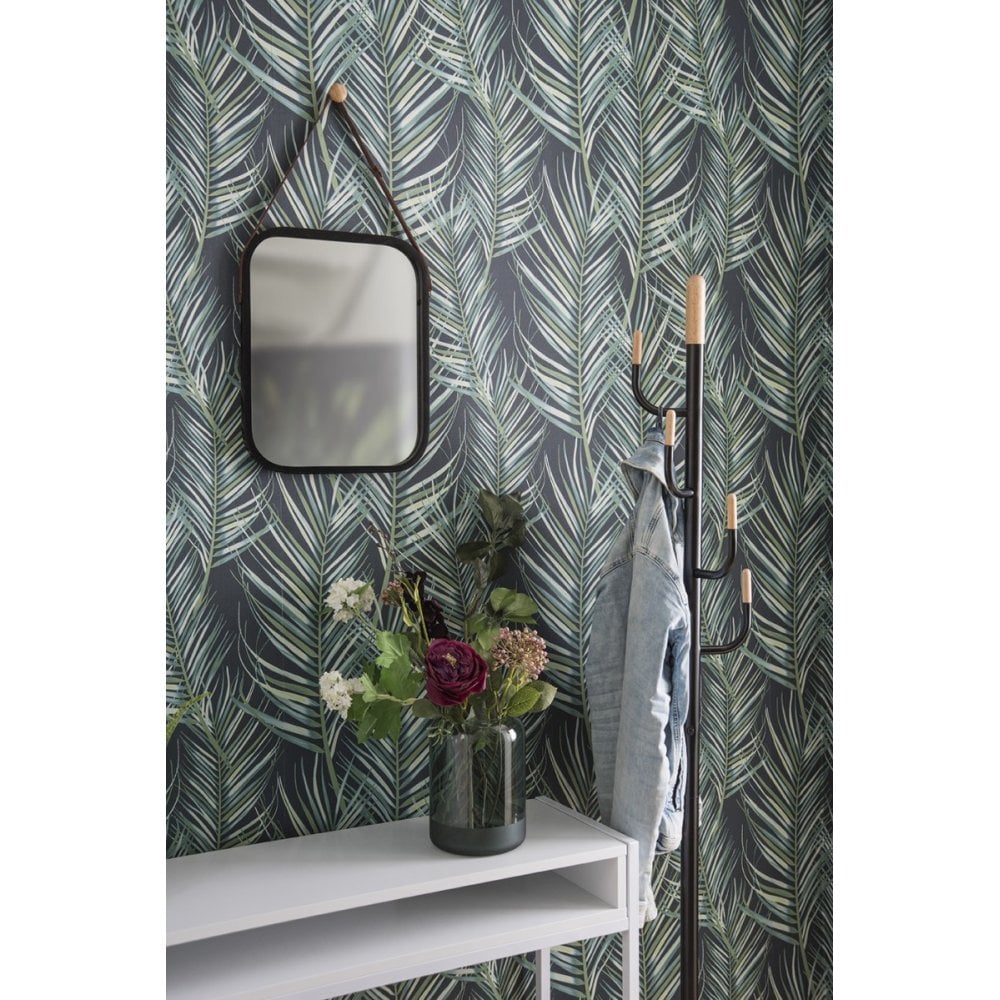 Mirror Idyllic, Black