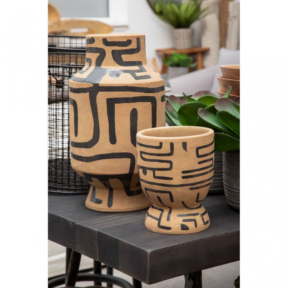 Barren Earthenware Planter