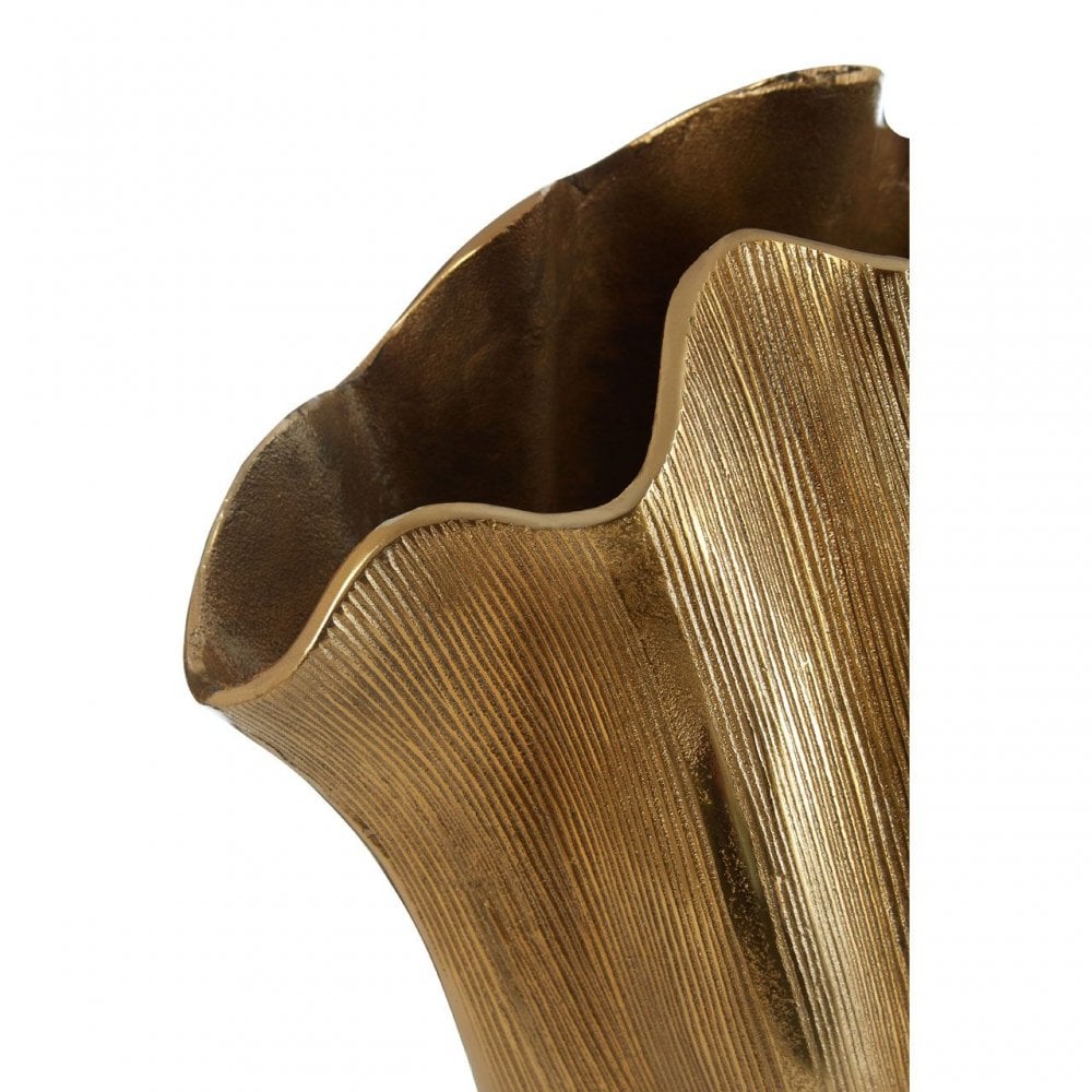 Estrella Small Fluted Vase