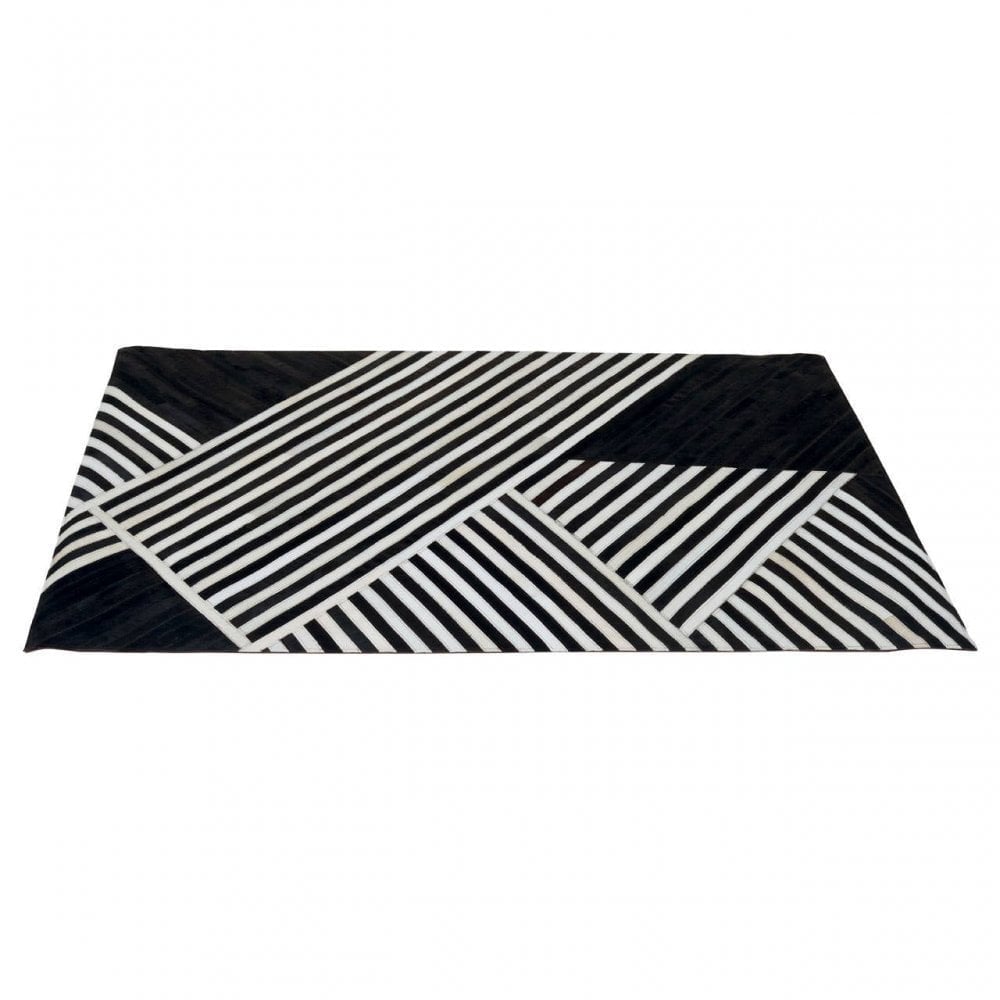 Safira Small Black And White Rug