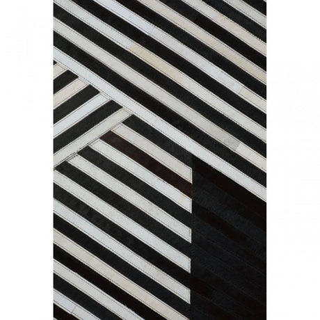 Safira Small Black And White Rug