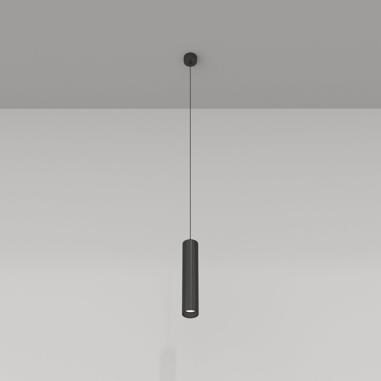 Black Sleek Pendant Focus Lamp