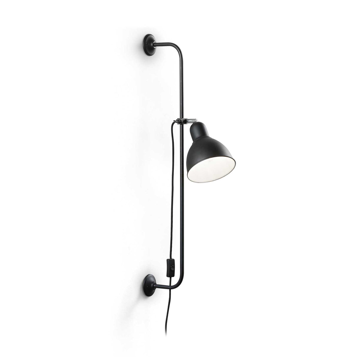 Elegant Single-Bulb Wall Sconce