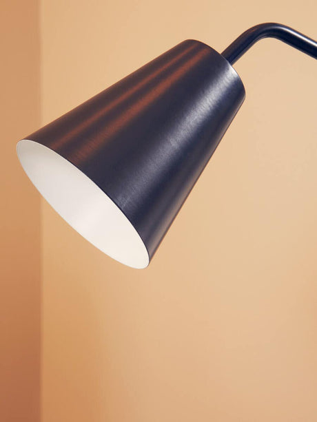 Black Metal Modern Desk Lamp