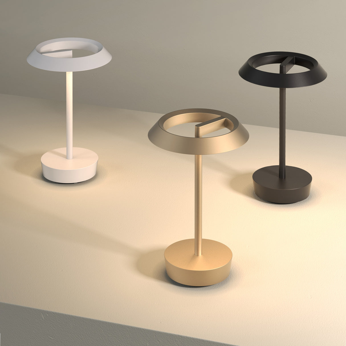 Sleek Halo Black Portable Lamp