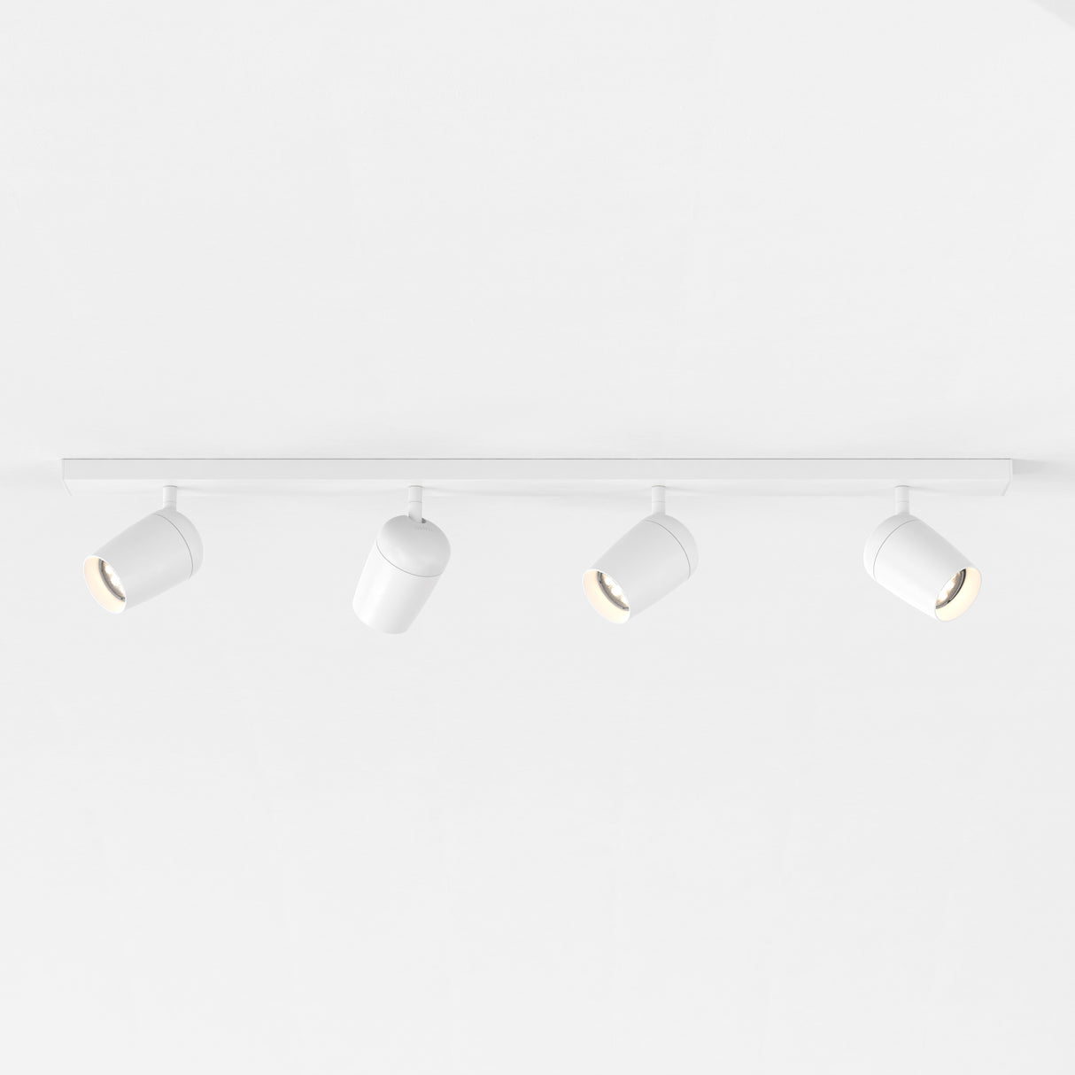 Versatile White Quadruple Spotlights