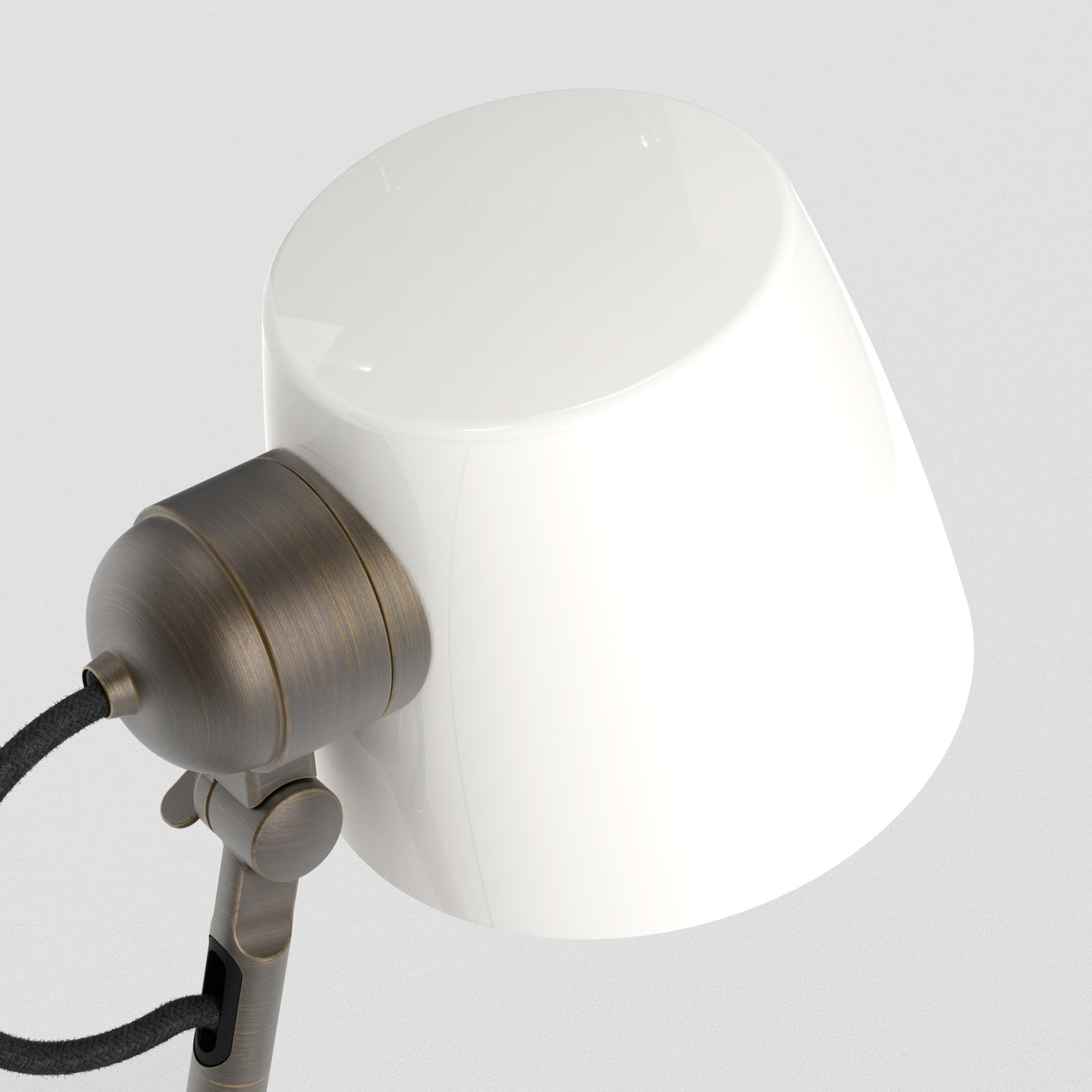 Elegant Imari Desk Lamp in Matte Nickel Finish