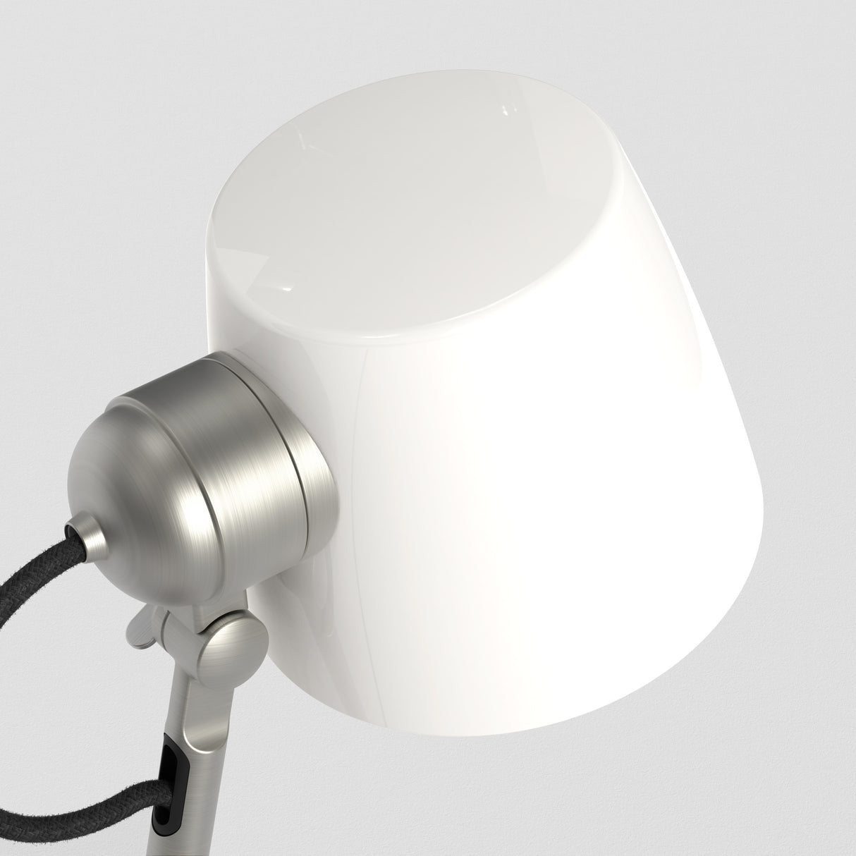 Azure Elegance Desk Lamp