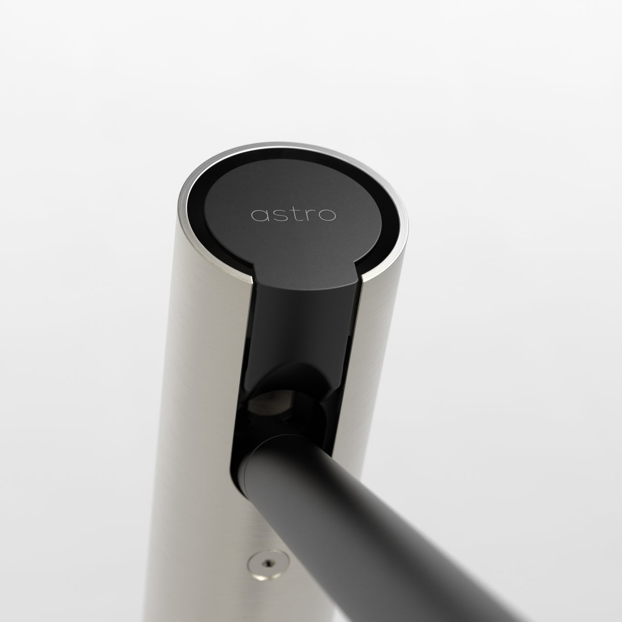 Sleek Matte Black Leda Desk Lamp