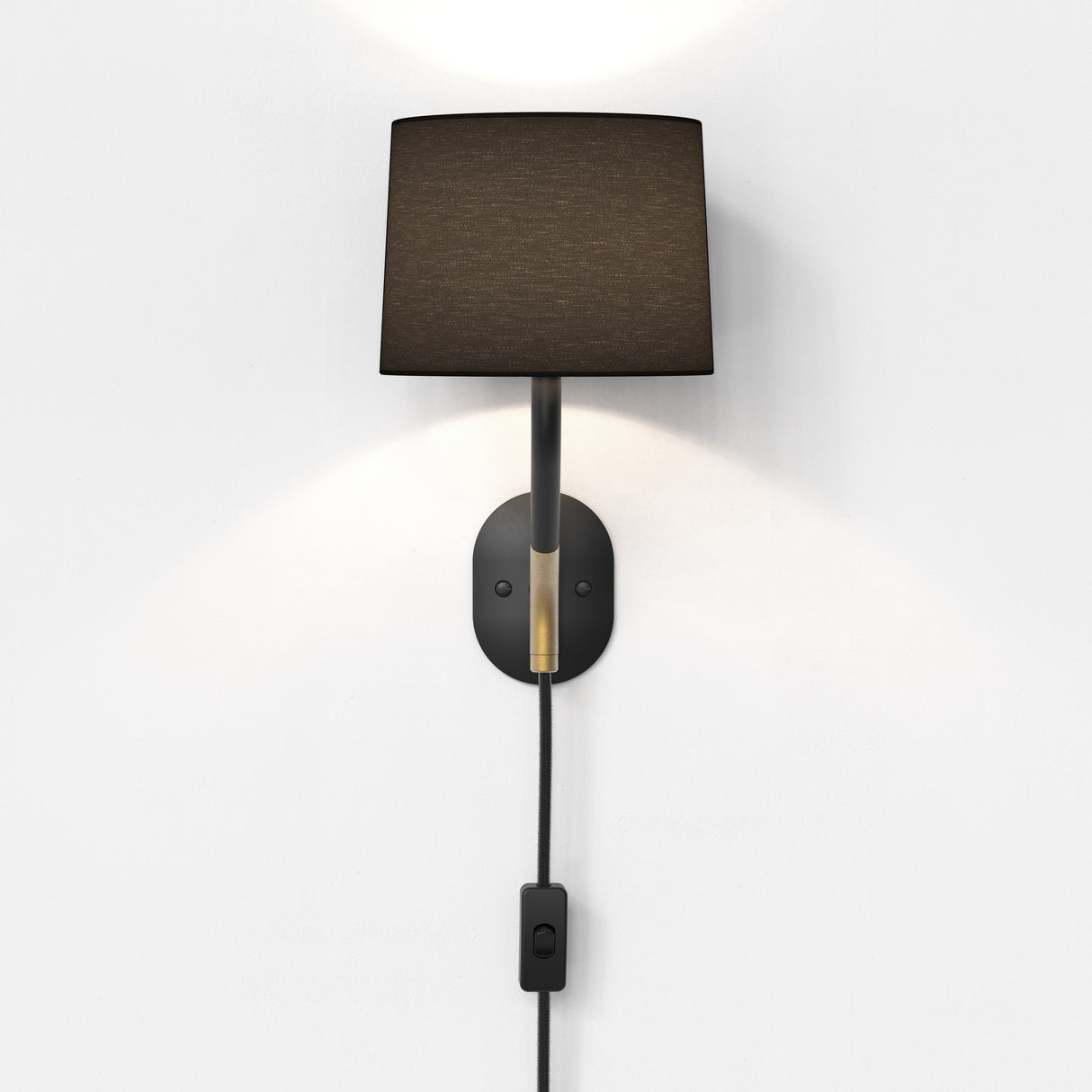 Sleek Dual-Toned Wall Sconce in Matte Black and Gold Finish