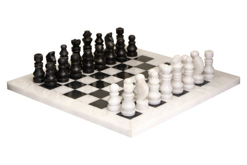 Flos White and Black Small Marble Chess Set