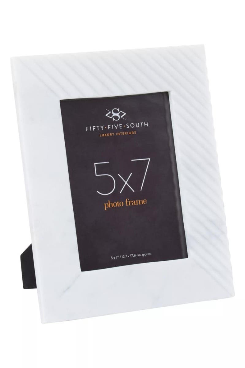 Oxana Large Ribbed White Marble Photo Frame