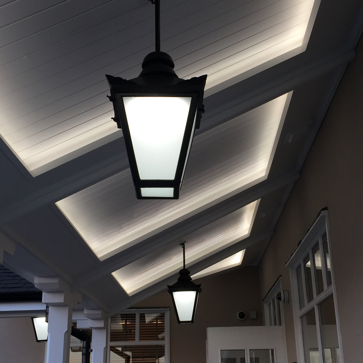 Victorian traditional hanging lantern 0.6m (H021)