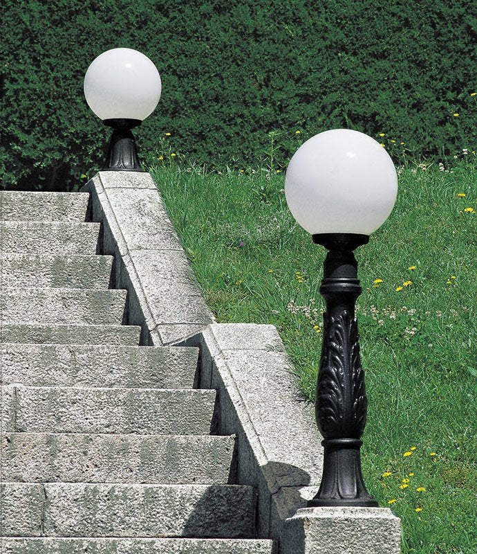 Globe 300 Iafet 8.5W E27 LED CCT, Post Globe, Black/Opal