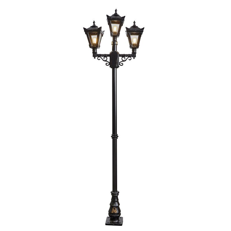 Victorian style medium triple headed lamp post 2.6m (H037)