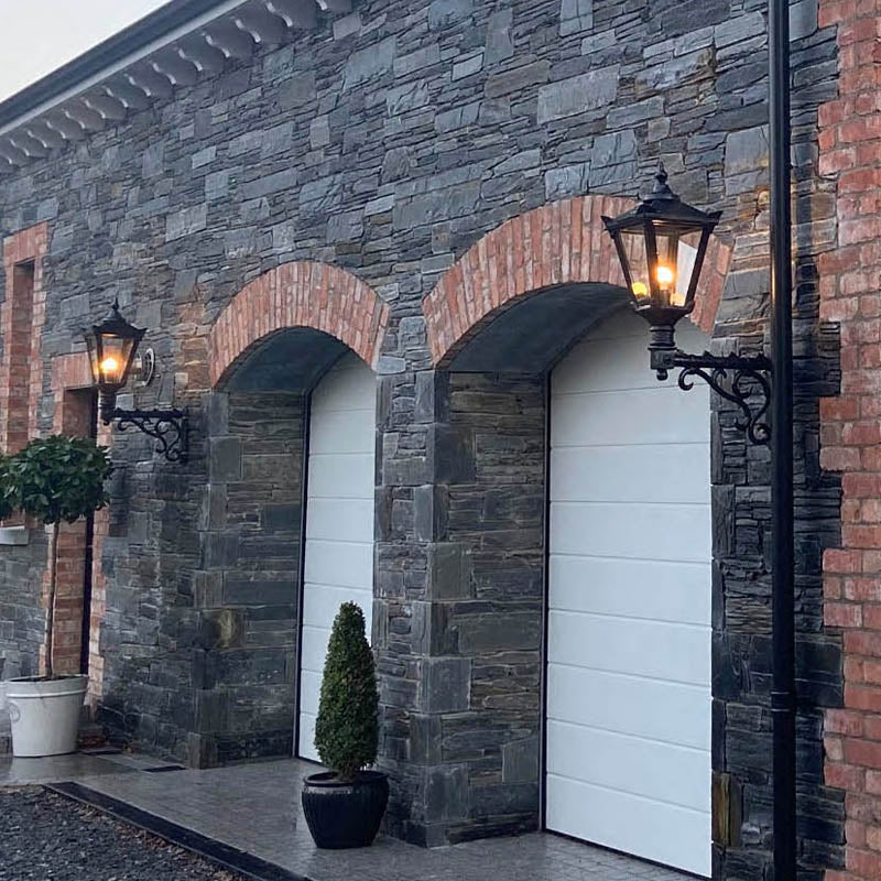 Victorian traditional cast iron wall light with decorative arm 0.97m (H041)