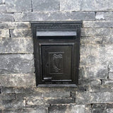 Traditional Irish Post in black for A4 sized letters (H114)
