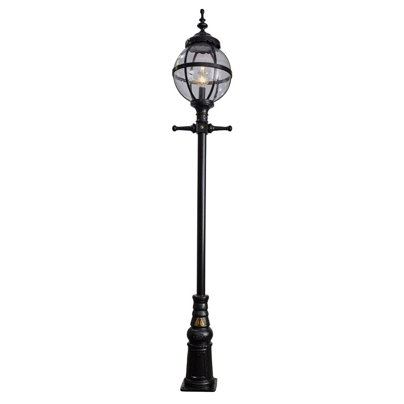 Victorian globe lamp post in cast iron 3.28m (H202)