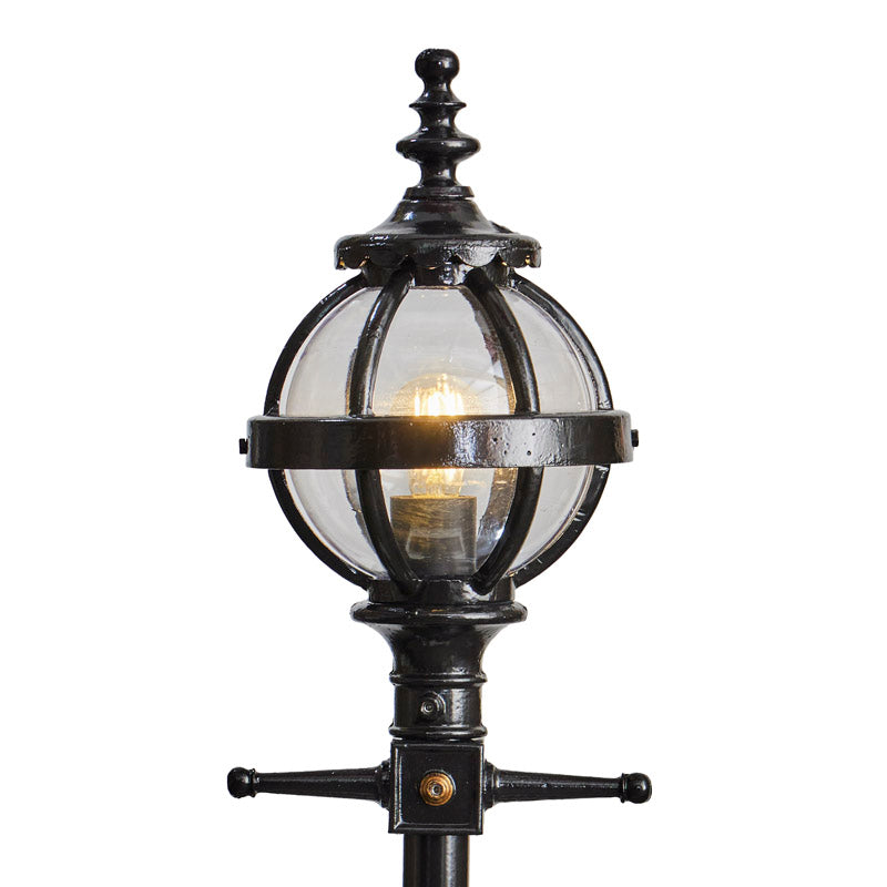 Victorian globe lamp post in cast iron 1.4m (H204)