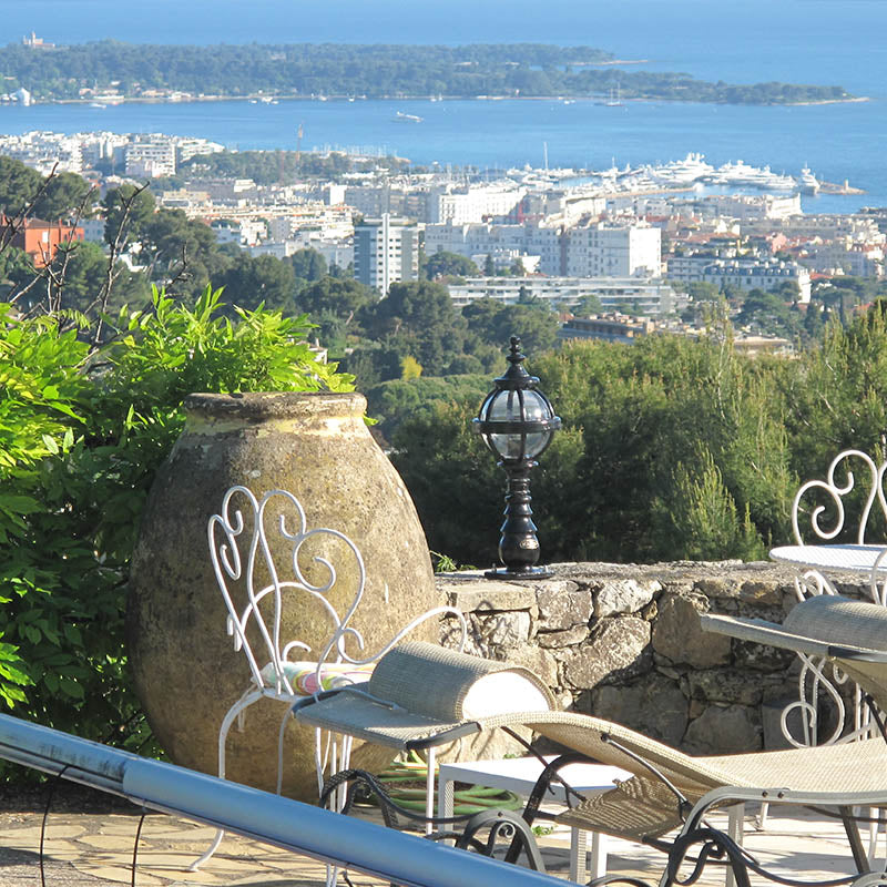 Victorian globe pedestal light in cast iron 0.65m (H209)