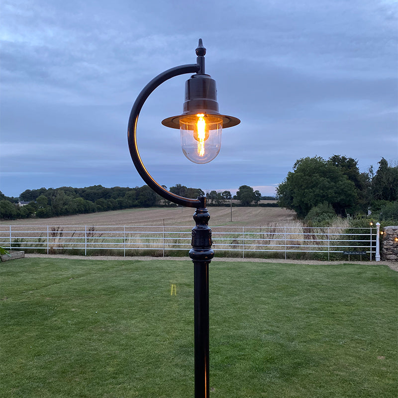 Vintage tear drop lamp post in cast iron and steel 2.5m (H507)
