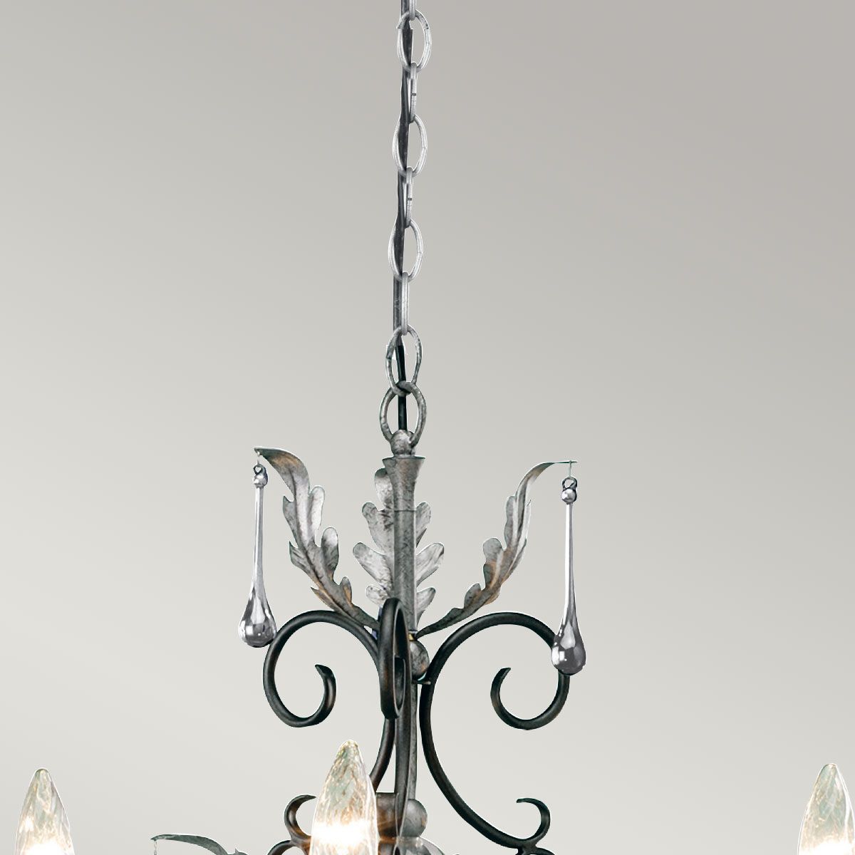 Amarilli Black and Silver Vintage Gothic 3-Light Chandelier