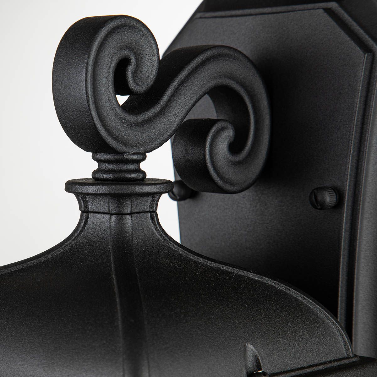 Bayview Classic Black Exterior Wall Lantern