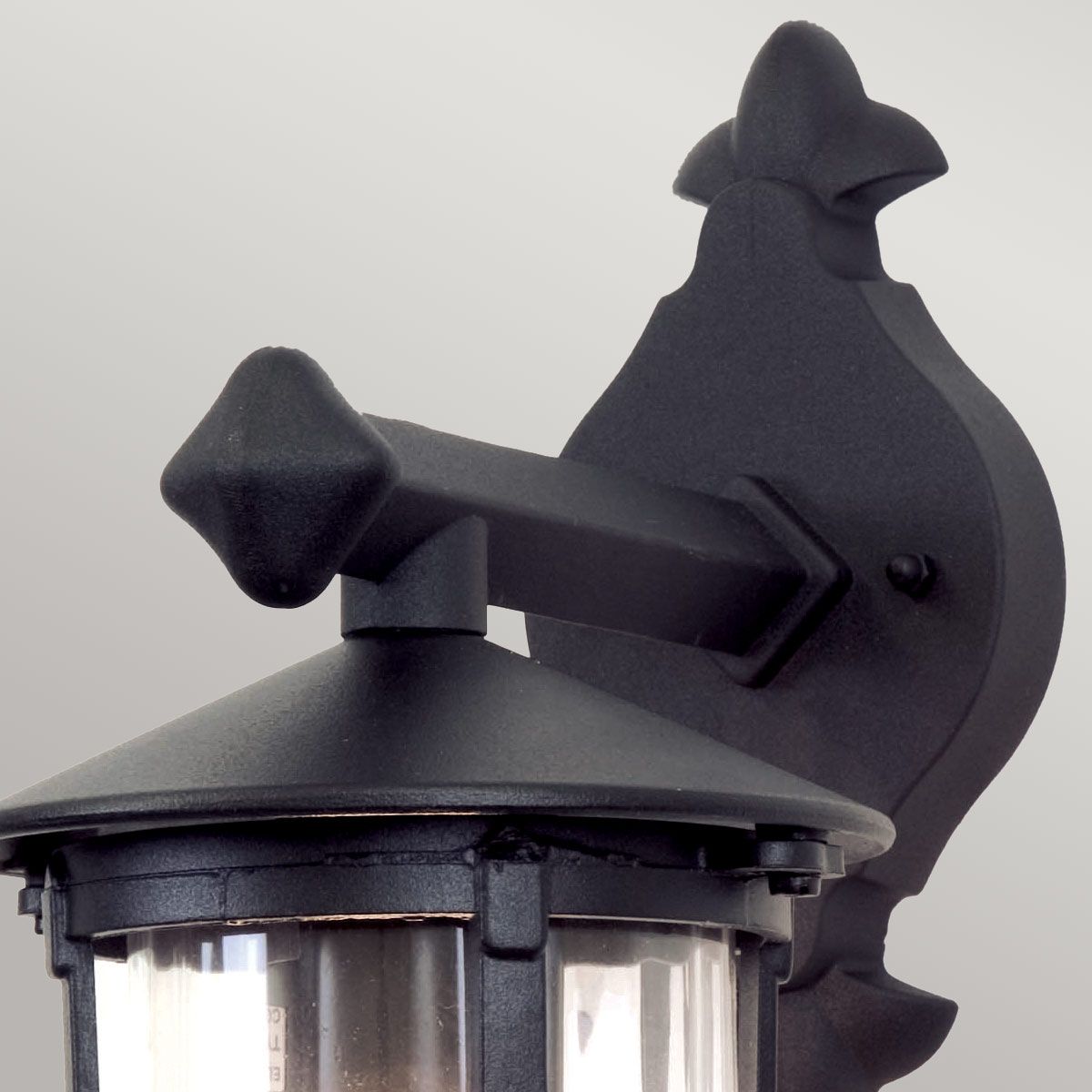 Hereford Black Wall Lantern - Elegant Die-Cast Aluminium Fixture