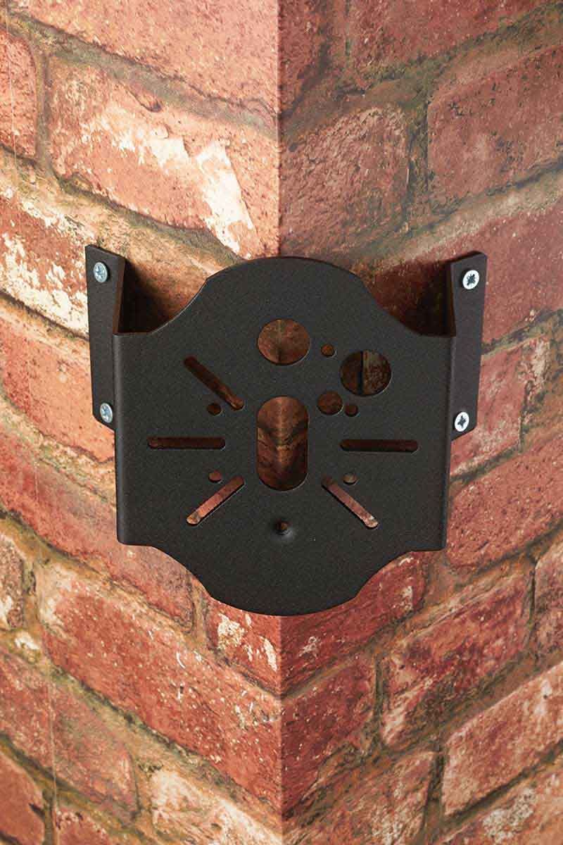 Sleek Black Corner Bracket for Outdoor Wall Lanterns
