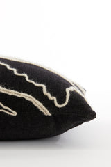 Dual-Tone Castro Cushion 60x30 cm: Black & Beige Harmony