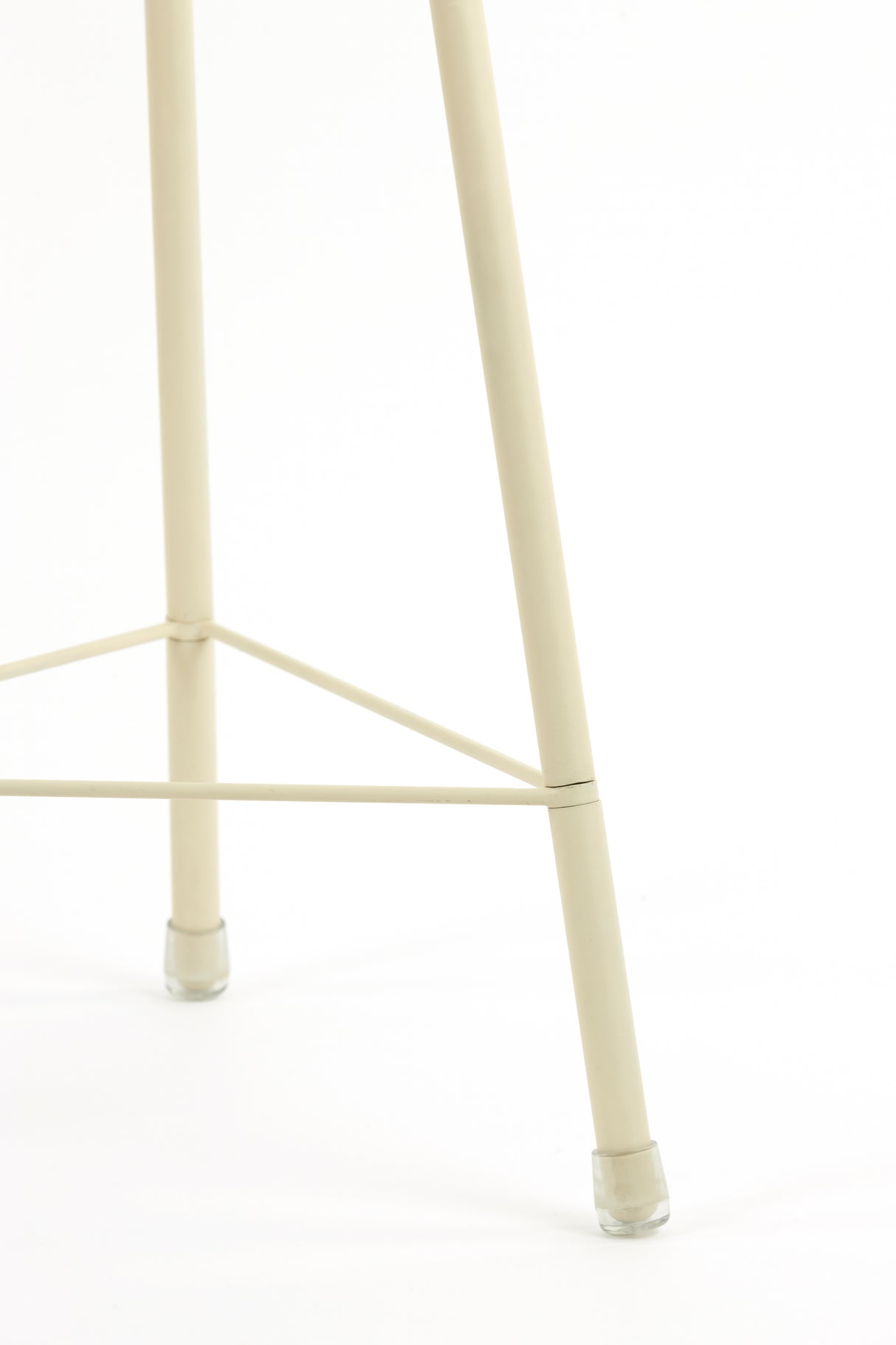 Elegant Tripod Floor Lamp with Plumeria Sand Finish - Ø42x132 cm