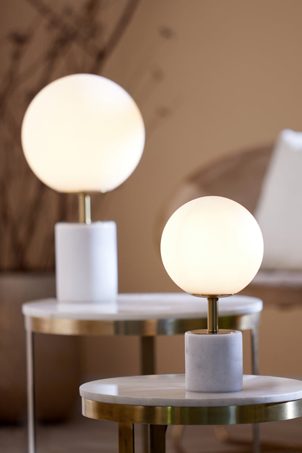 Elegant Medina Table Lamp with Antique Bronze and Frosted White Glass – 20x35 cm