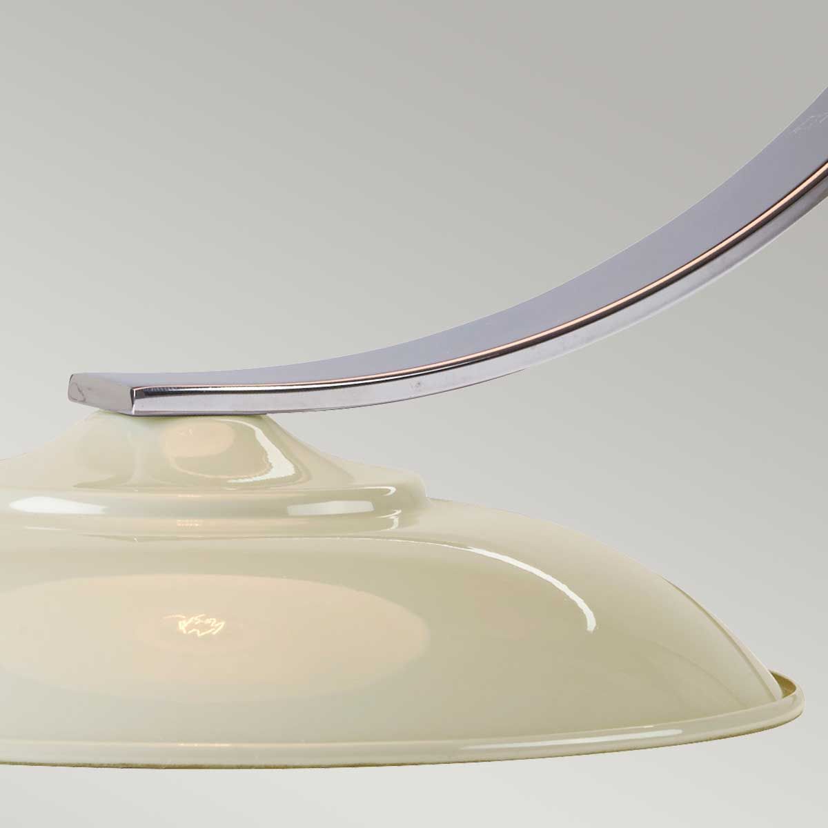Franklin Cream Desk Lamp
